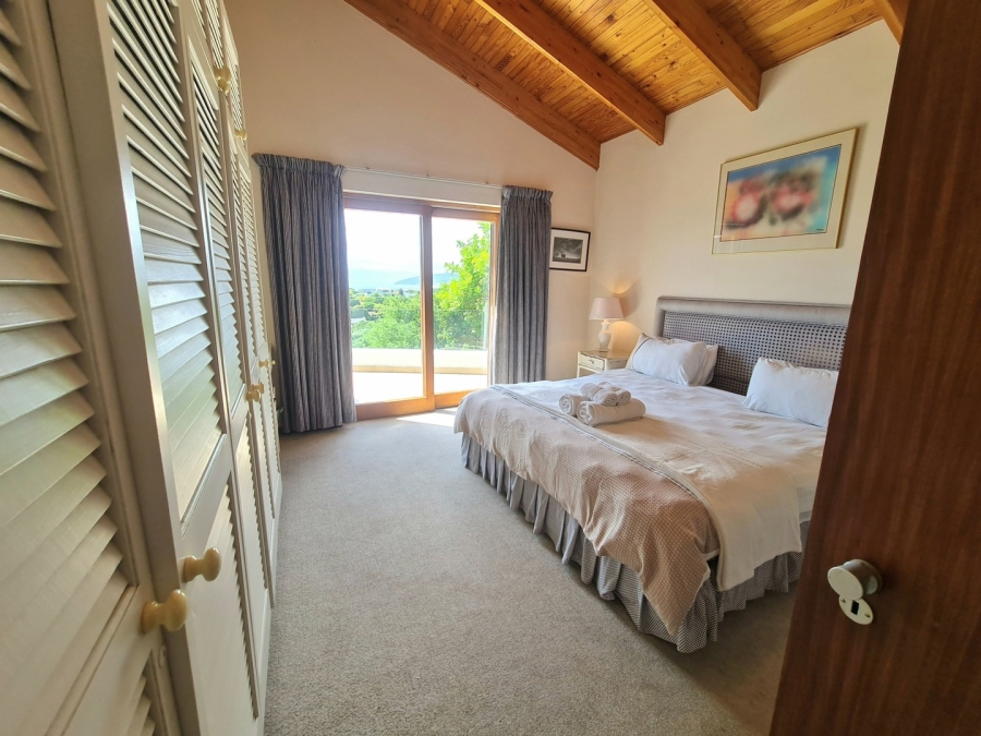 5 Bedroom Property for Sale in Lower Robberg Western Cape